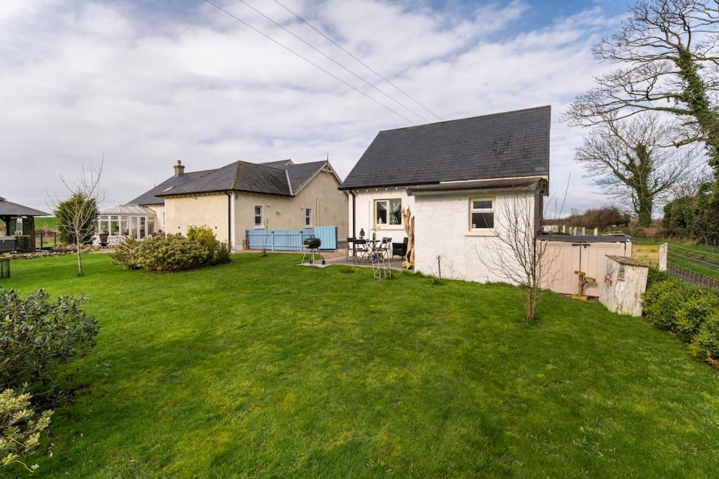 The Gate House Vila Kirkistown Exterior foto